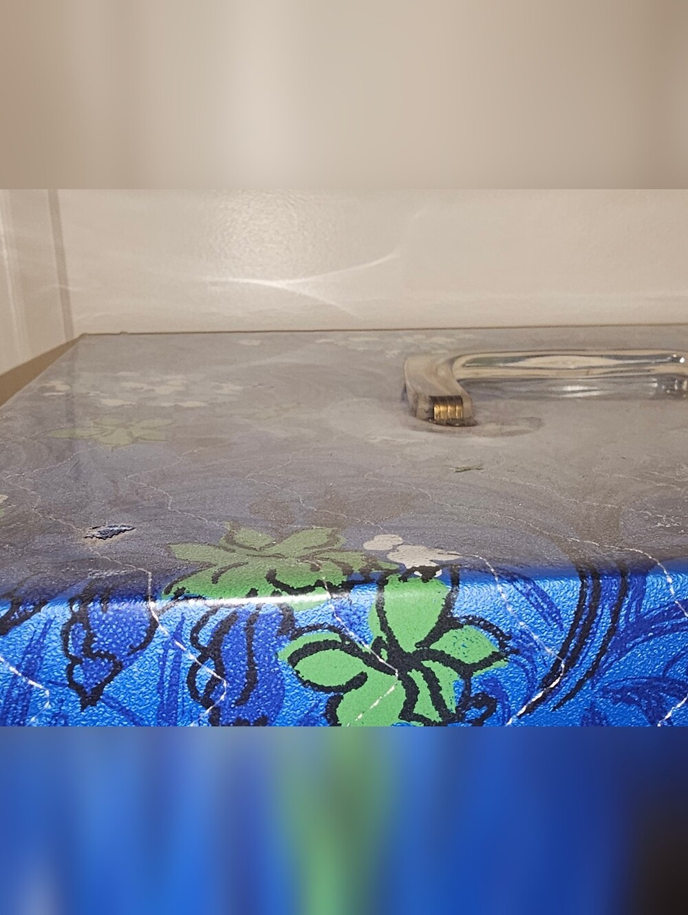 MID CENTURY Sewing Box - Picture 5 of 16